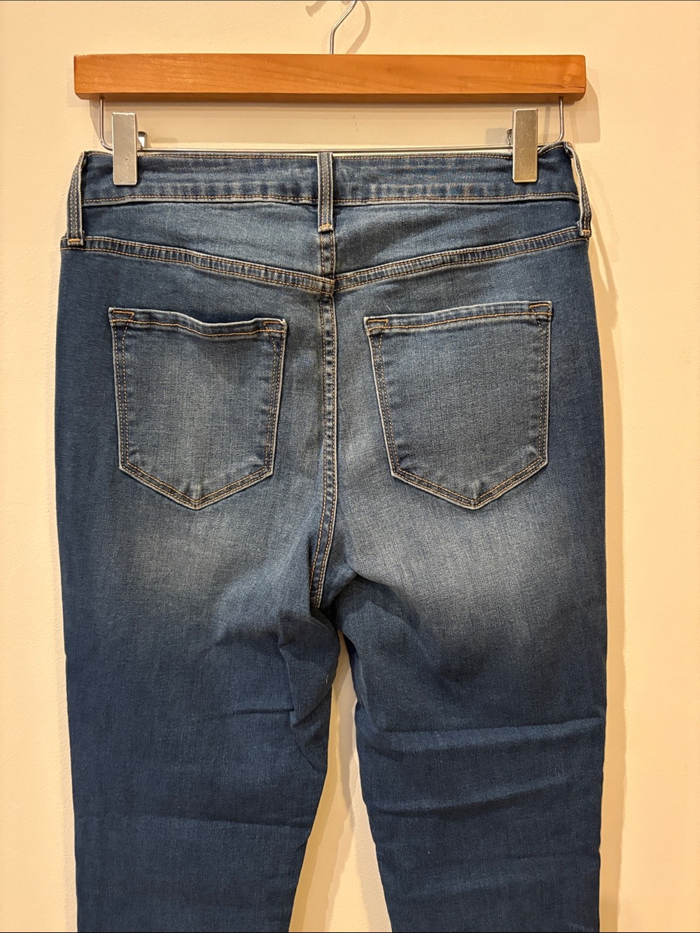 Old Navy ROCKSTAR Blue Distressed HIGH RISE Skinny Jeans,Size 4 - Picture 10 of 10